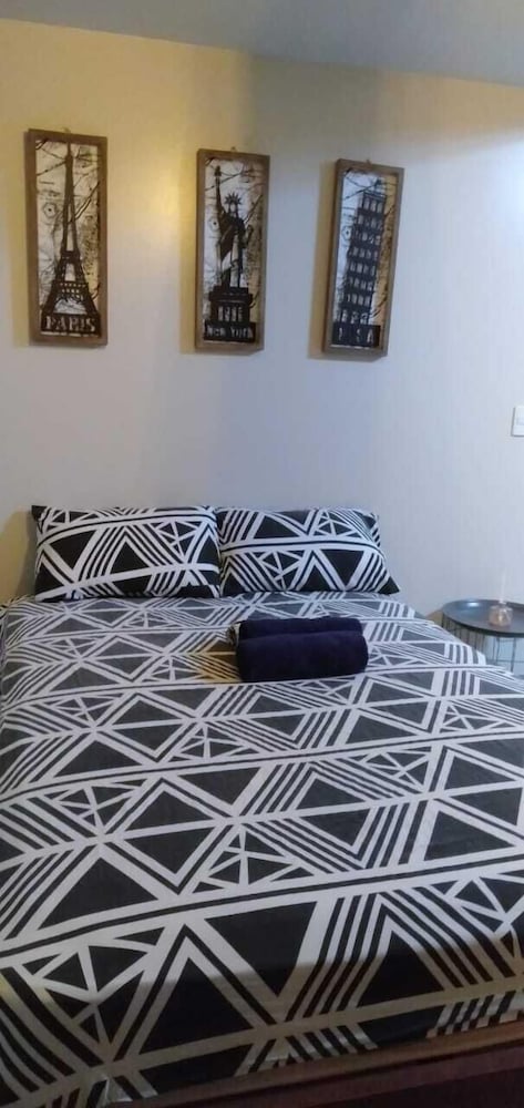 Convenient 1 Bedroom photo 1