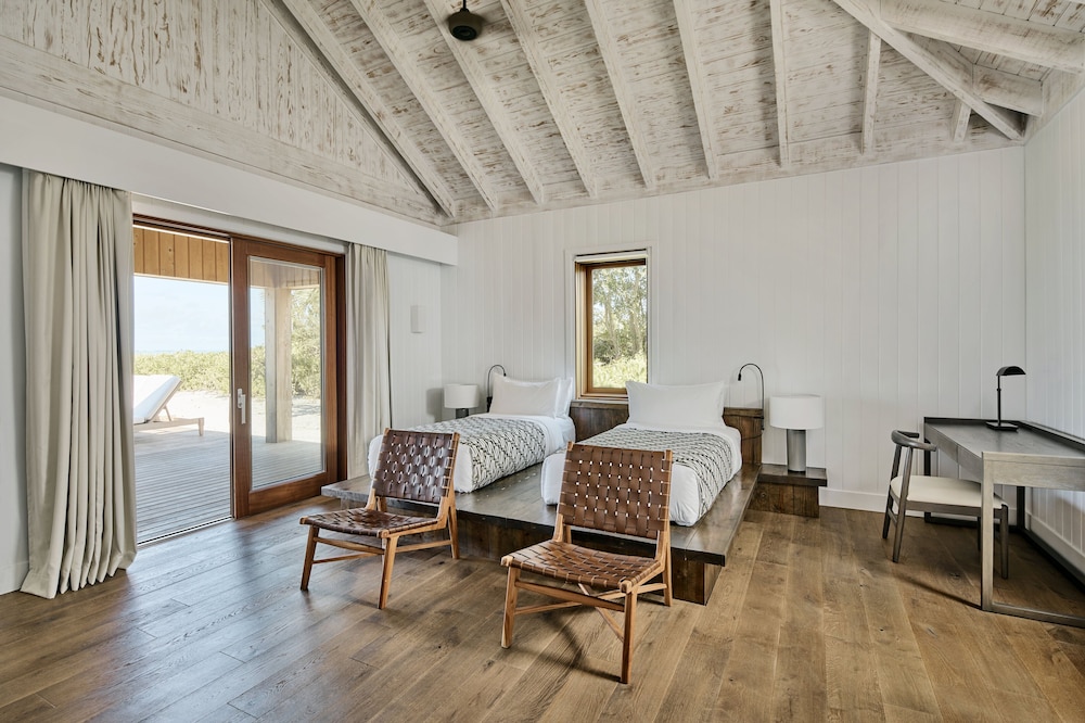 Family House (Beach House) - Photo 2