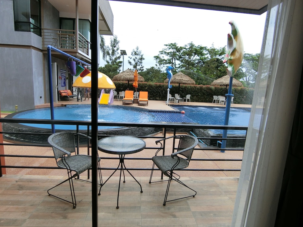 Superior Double Room With Pool Access photo 2