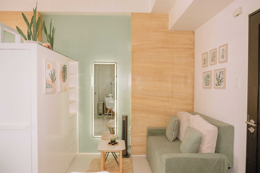 Condo, 1 Bedroom, Balcony, Garden View