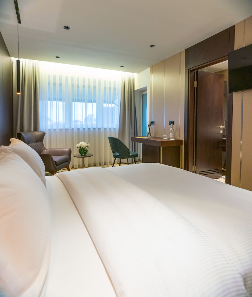 Premium Double Room photo 3
