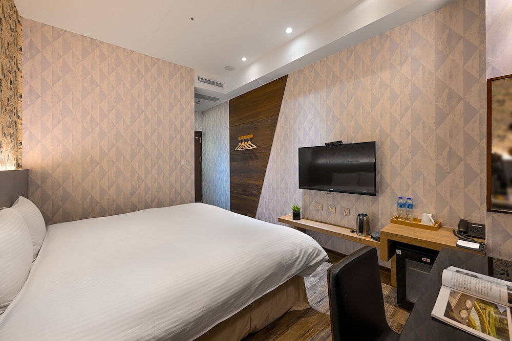 Deluxe Double Room photo 3