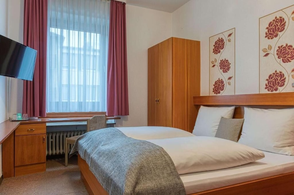 Classic Double Room - Photo 6