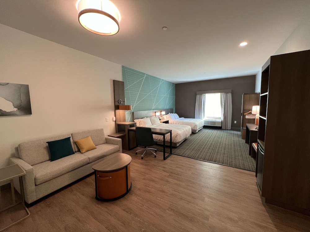 Suite (Double Queen, Handicapped) photo 2