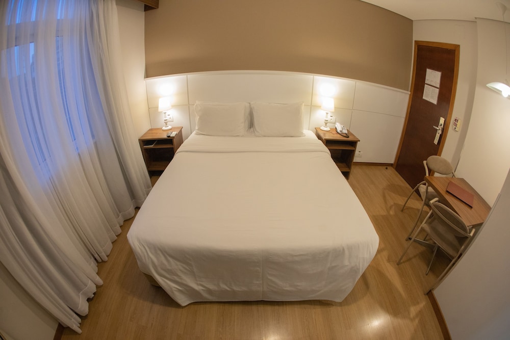 Executive Double or Twin Room, 1 Double or 2 Twin Beds, Air conditioning - Photo 11