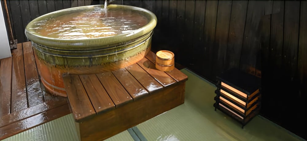 [LAKA]  TWIN ROOM with open-air bath  (non-smoking) photo 3