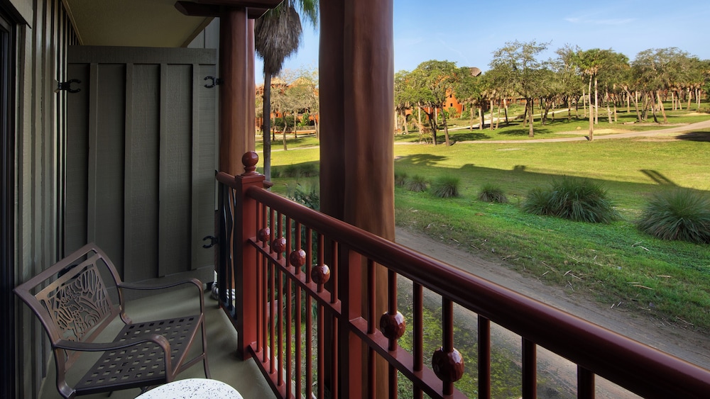 Savanna View - Club Level Access. Florida special accessible room with option for hearing accessibil - Photo 2