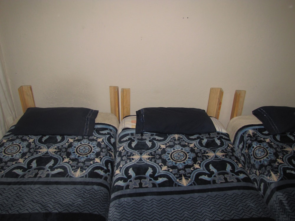 Basic Room photo 3