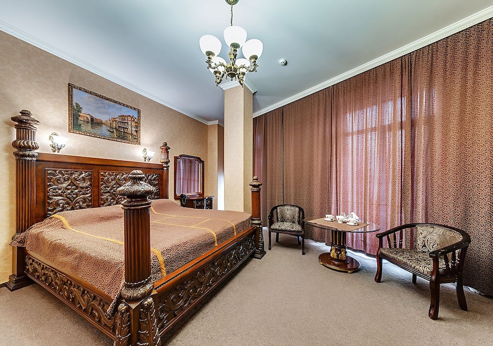 Suite, 1 Bedroom, Balcony photo 2