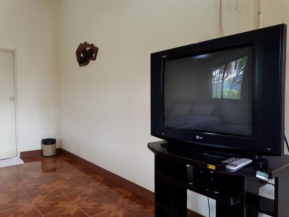 Deluxe Triple Room photo 3