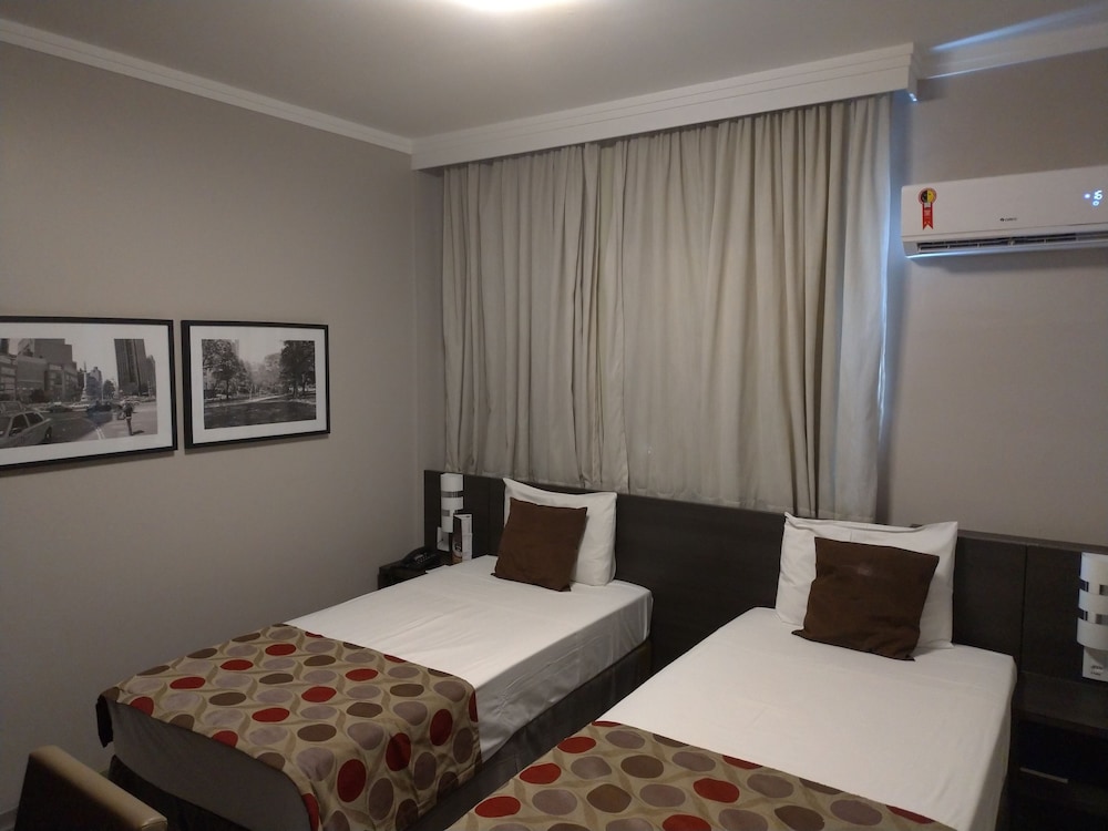 Single Room (Class com Ar Condicionado)