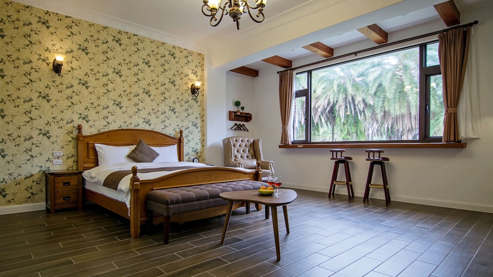 Classic Double Room, 1 Queen Bed, Garden View photo 1