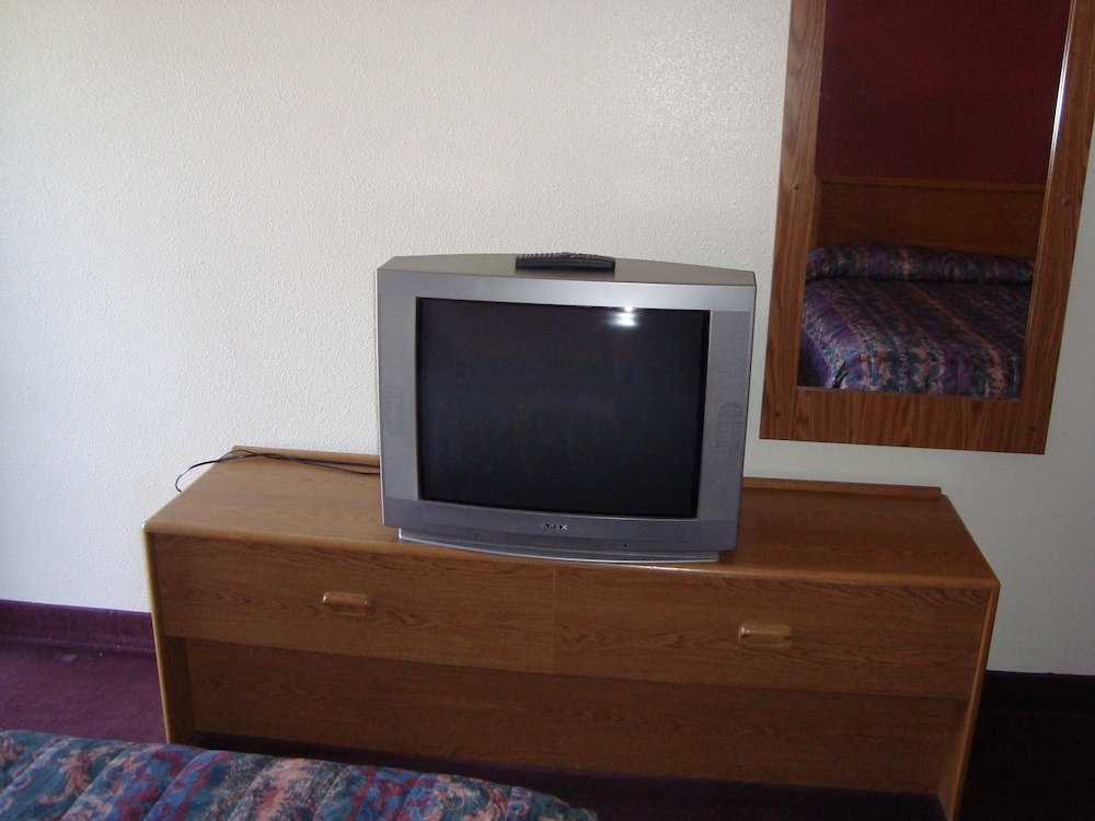 Room, 1 Queen Bed photo 2