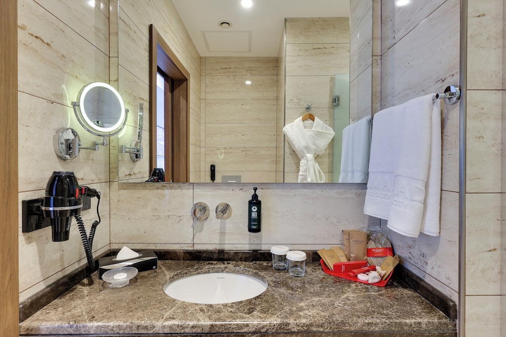 Executive Room, 1 Double Bed, Terrace