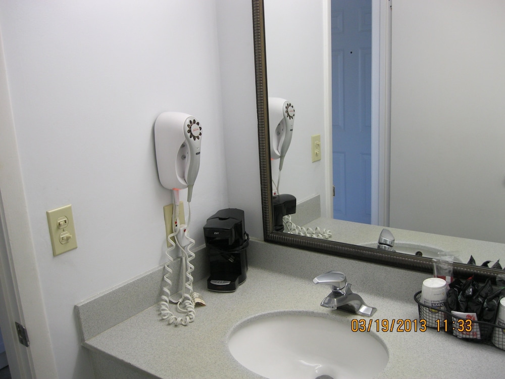 Room, 2 Double Beds, Non Smoking, North or South Ocean View - Photo 2