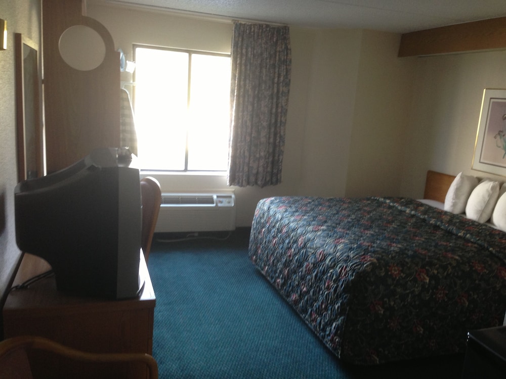 Standard Room, 1 King Bed