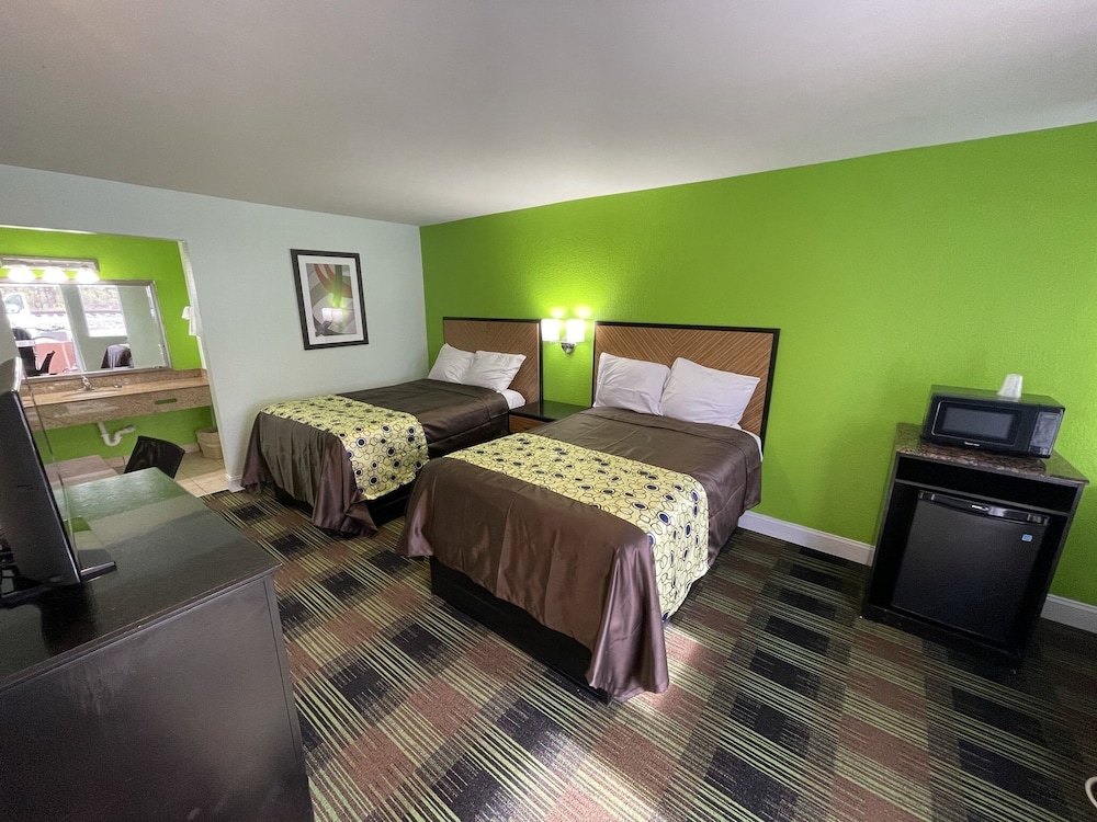 Standard Double Room, 2 Double Beds, Smoking