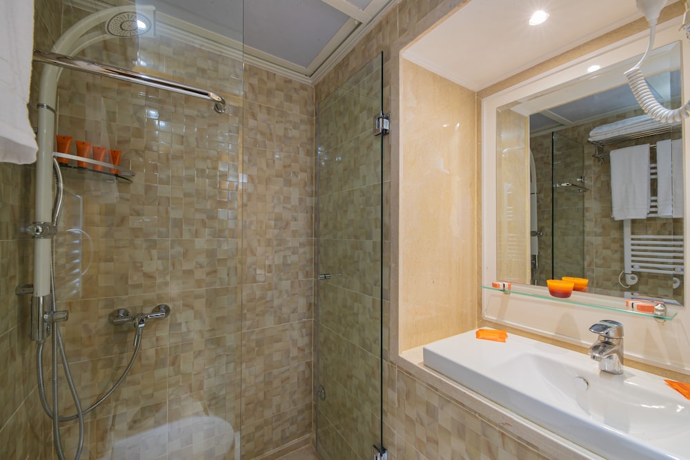 Premium Apartment - Photo 4