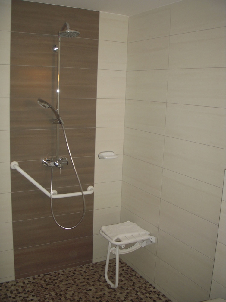 Triple Room - Photo 3