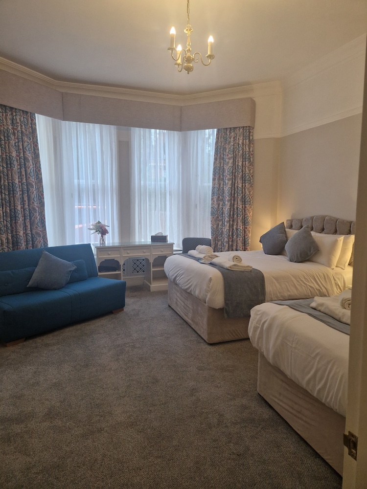 Deluxe Triple Room photo 3