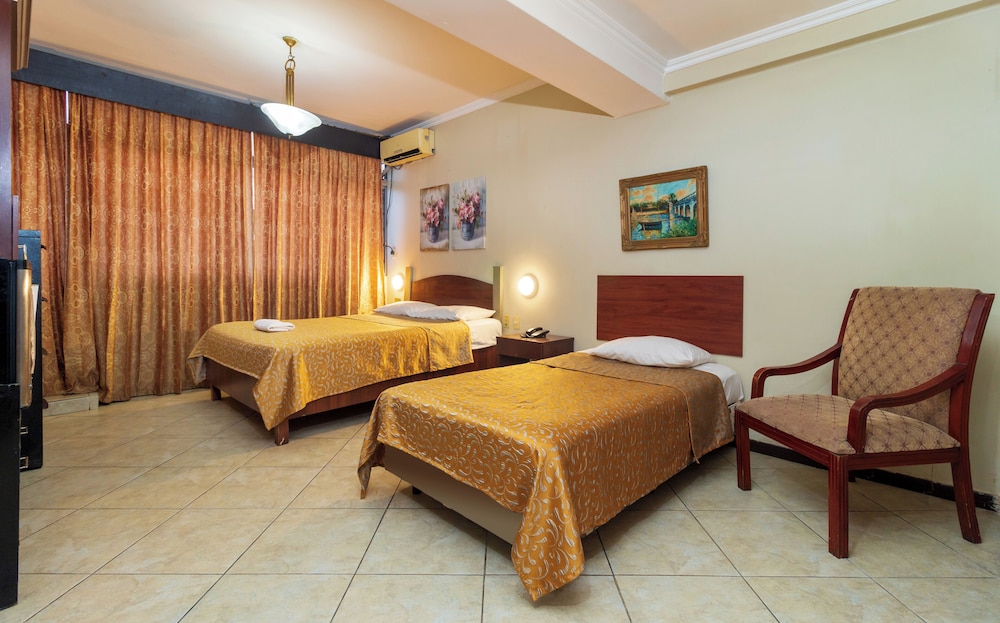 Standard Twin Room, 1 Bedroom, City View photo 1