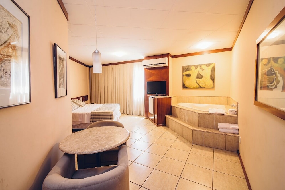 Romantic Suite photo 1