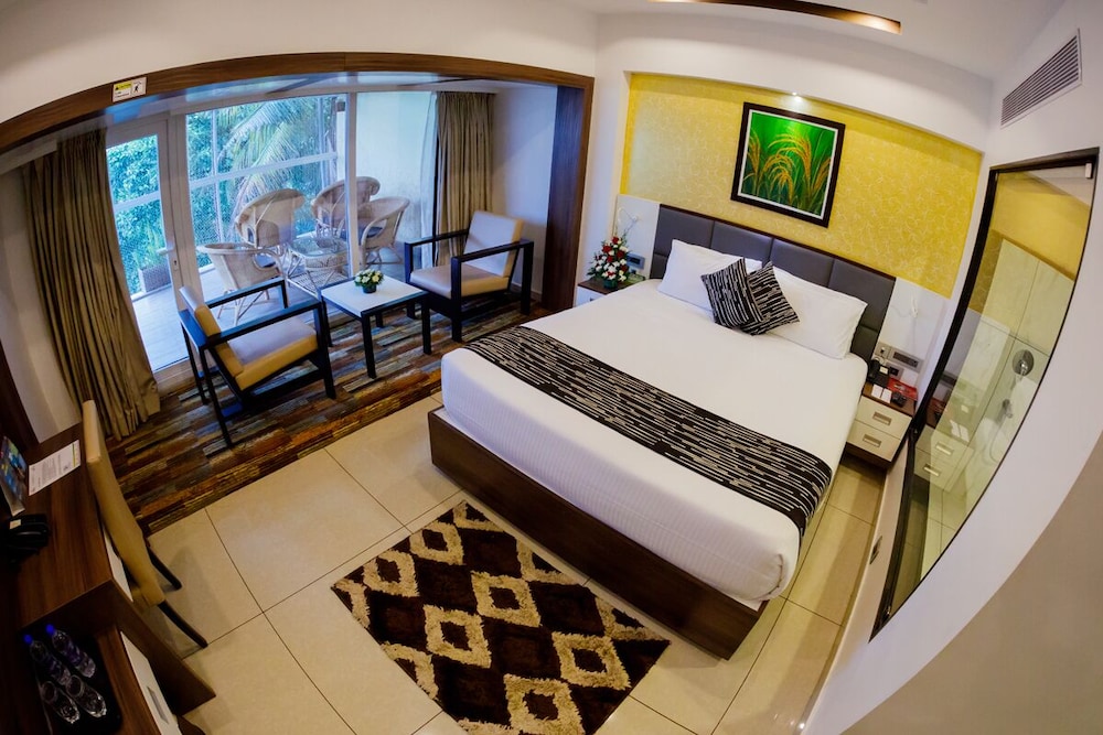 Executive Club - Photo 2