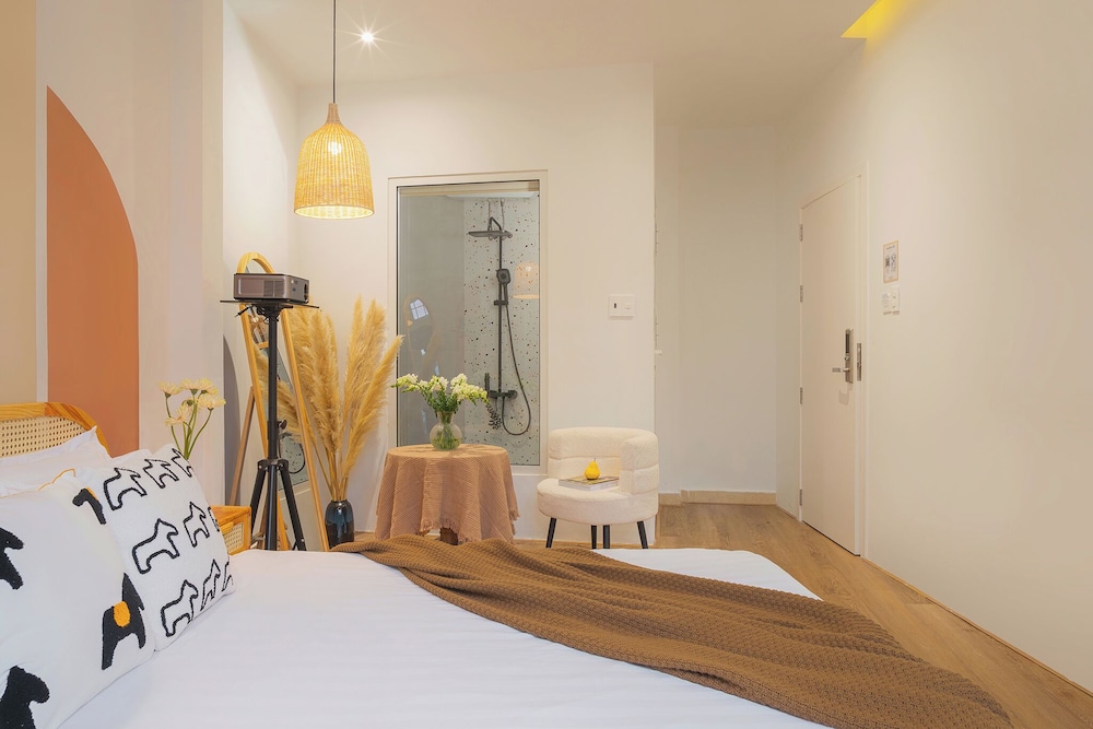 Deluxe Double Room - Photo 15