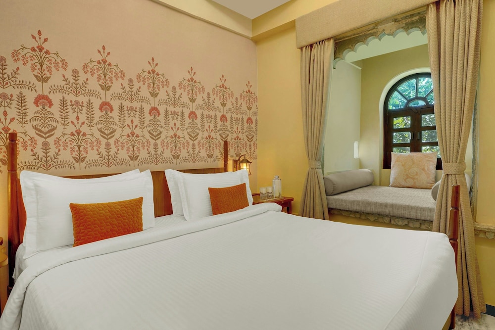 Suite, 2 Double Beds photo 3
