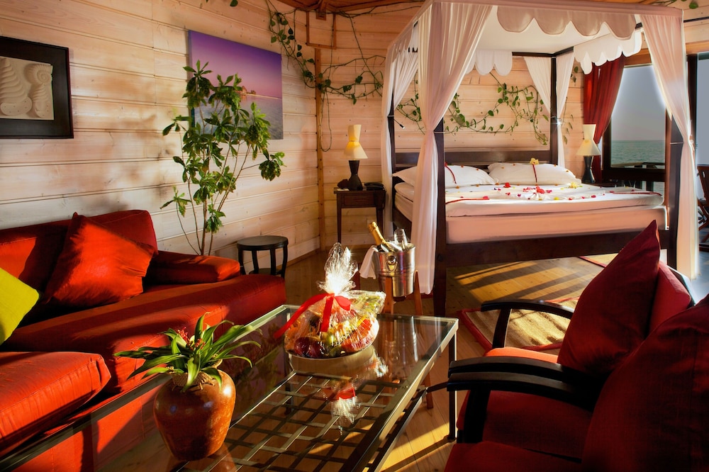 Sangu Water Villa - Photo 1