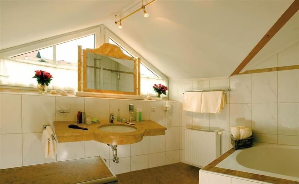 Quadruple Room, Annex Building - Photo 3