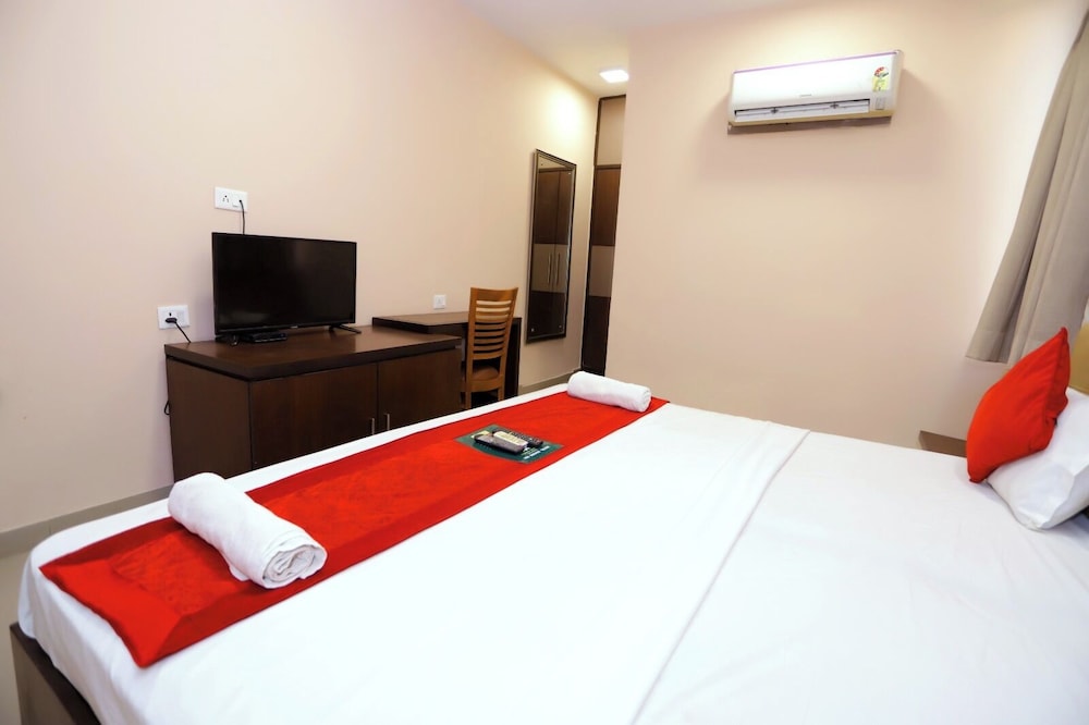 Deluxe Room - Photo 3