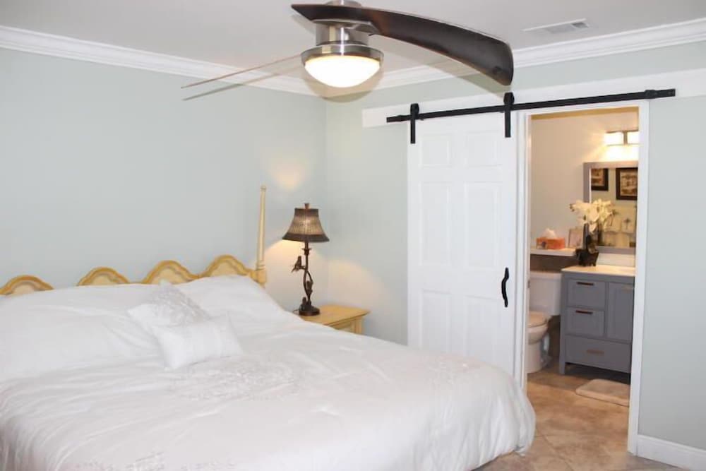 House, Multiple Beds, Non Smoking photo 2