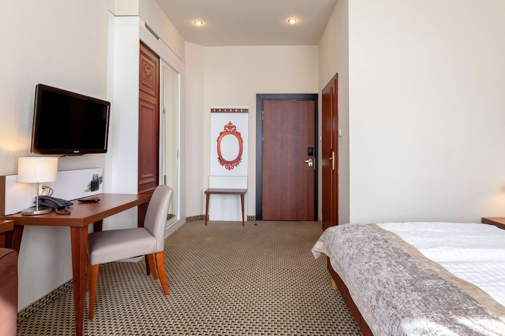 Standard Triple Room photo 2