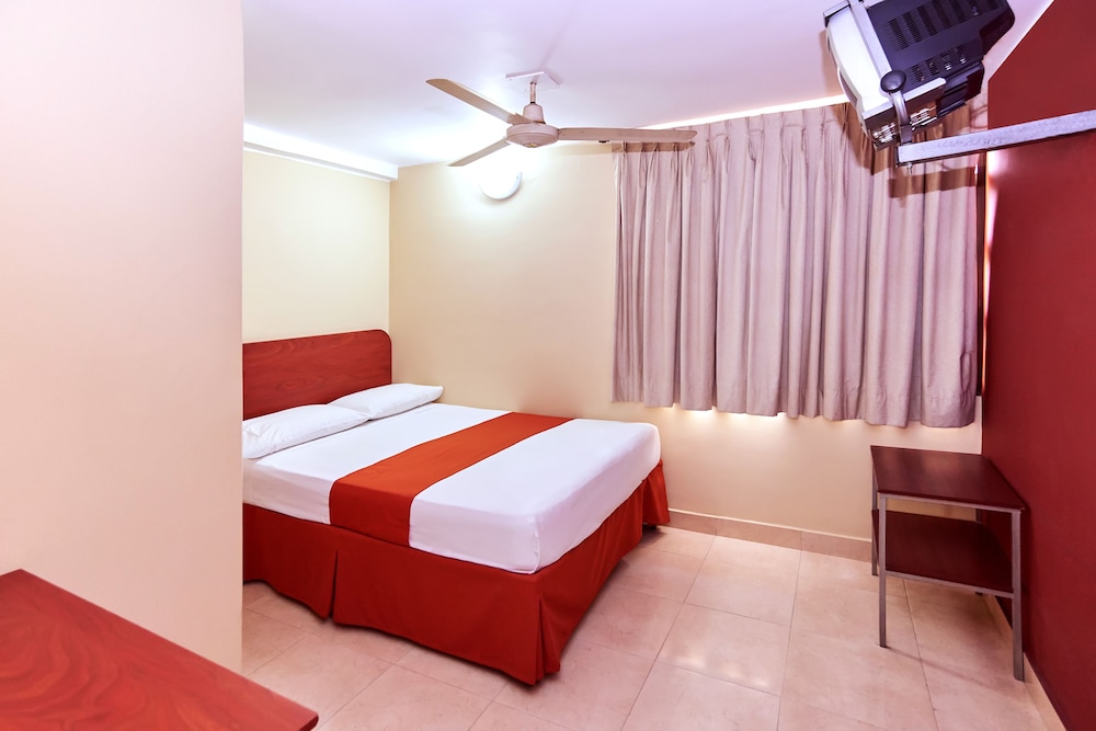 Basic Double Room photo 3
