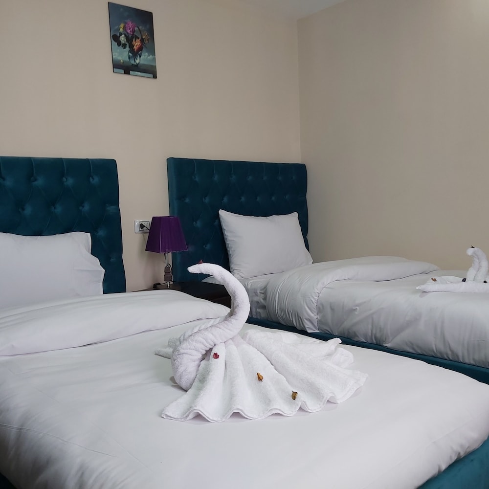 Deluxe Triple Room, 3 Twin Beds, Pyramids View