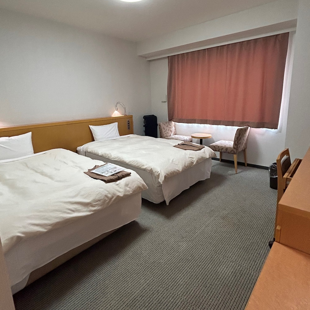 Standard Twin Room, Non-Smoking, 20.44 ~ 21.50 ft2 - Photo 4