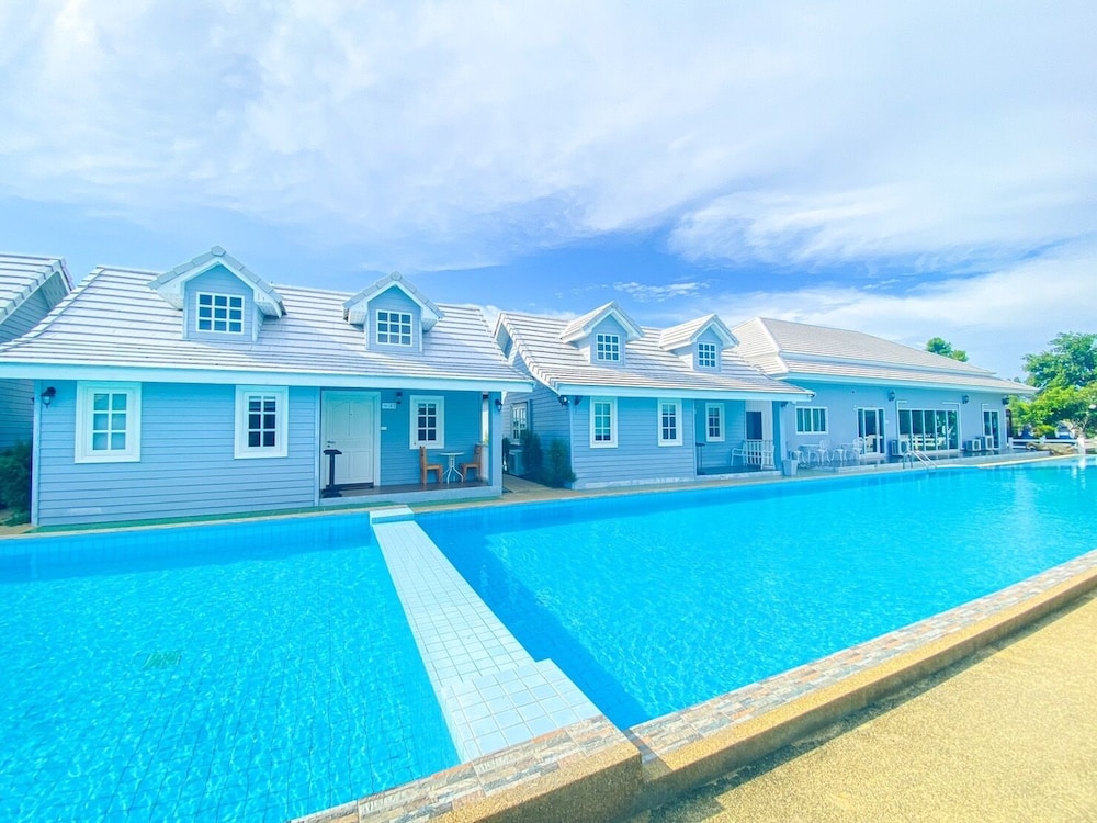 Superior Villa, Pool Access - Photo 4