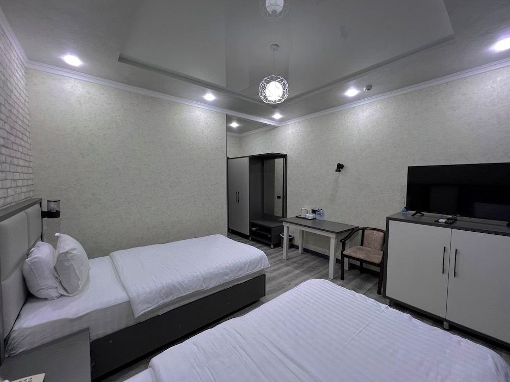 Deluxe Twin Room - Photo 2