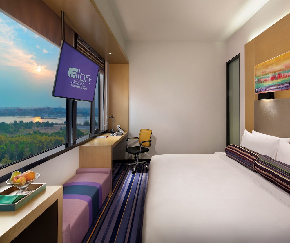 Suite, 1 Bedroom, City View photo 2