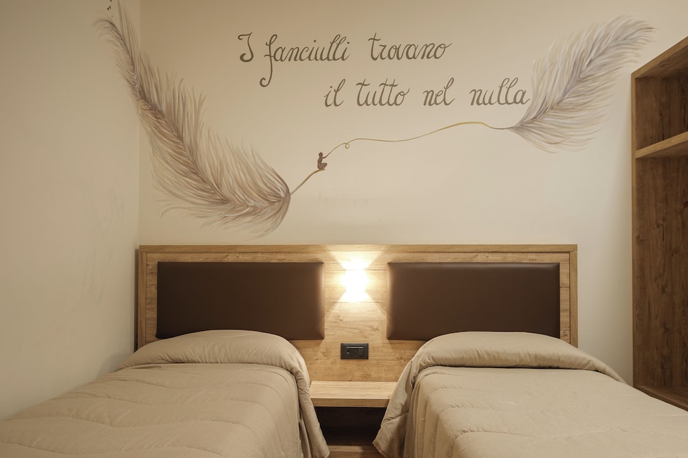 Family Quadruple Room photo 2