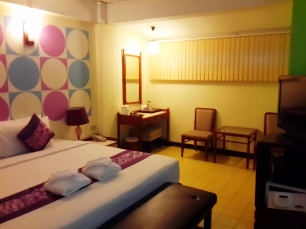 Junior Suite, 1 King Bed photo 1