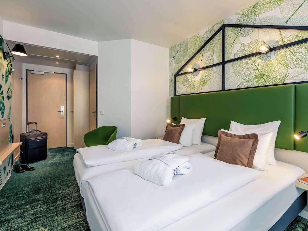 Privilege, Standard Room, 1 Queen Bed - Photo 6