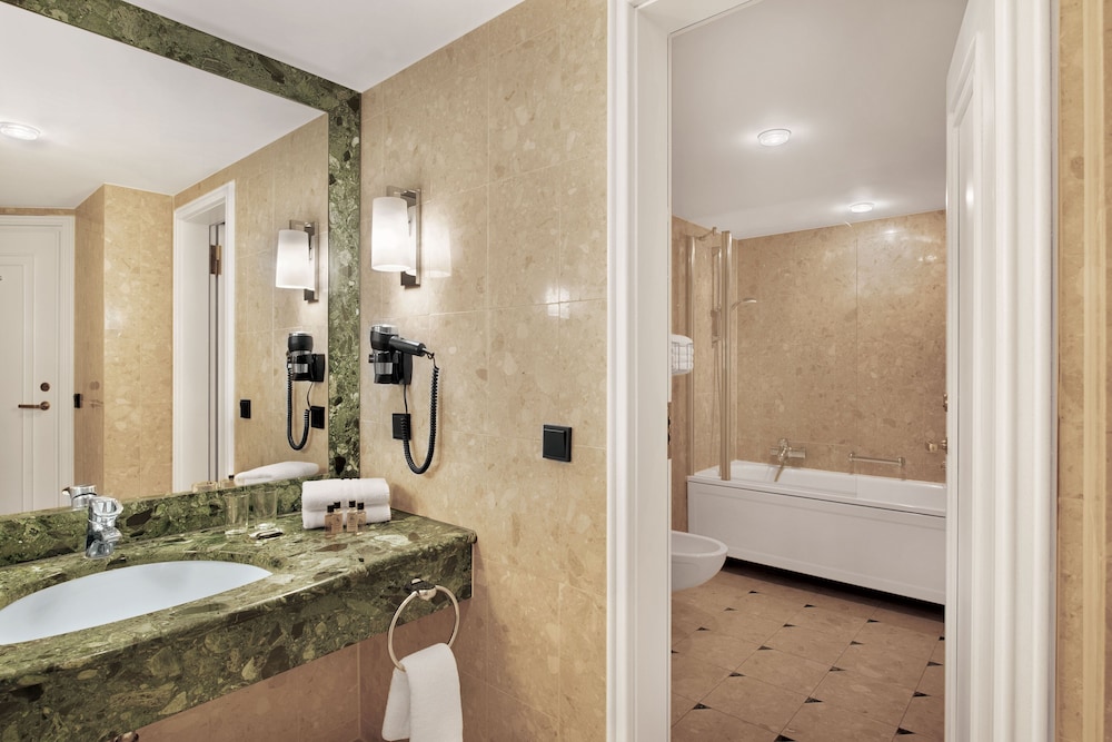 Bellevue Suite