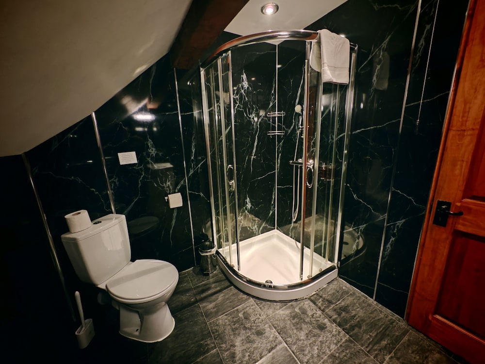 Cottage, Ensuite, Mountain View (One Bedroom) - Photo 8