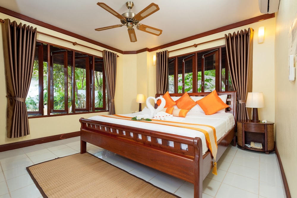 Deluxe Hilltop View 1 Double Bed - Photo 1