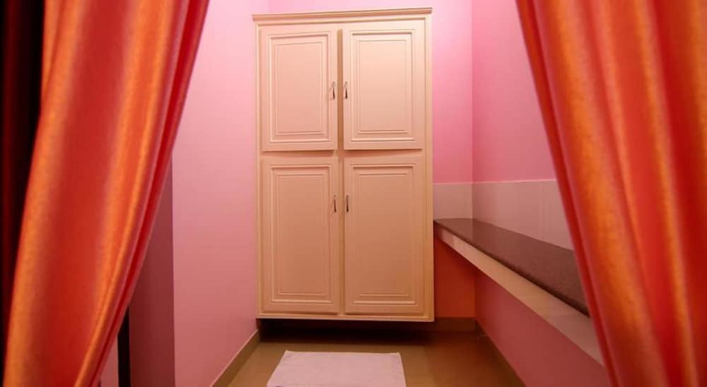 Deluxe Triple Room, 1 Bedroom, Beach View photo 2