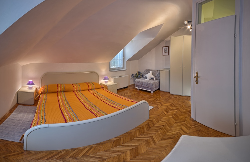 Standard Apartment, Park View photo 2