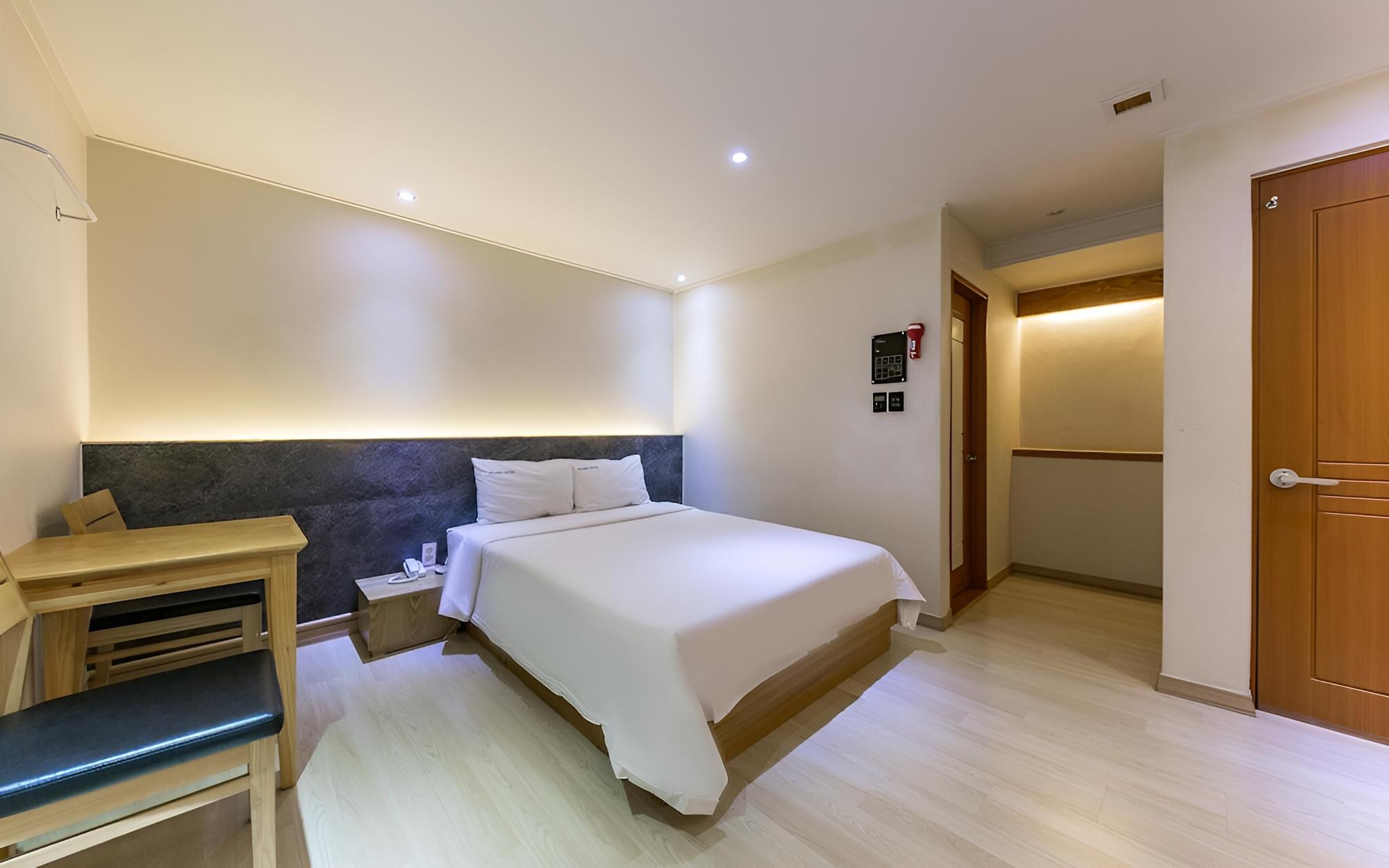 Room (Standard Room A (OTT)) photo 3