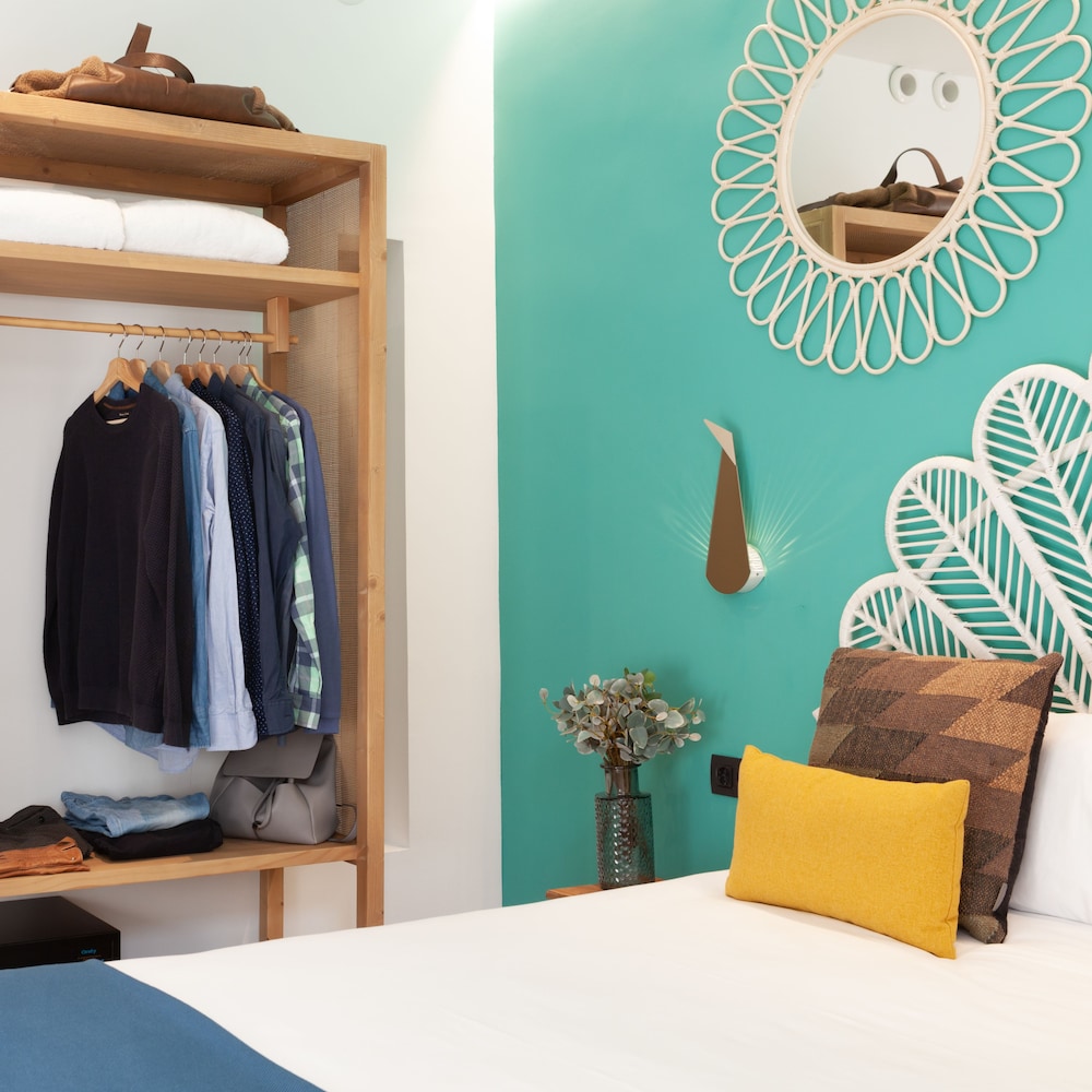 Basic Double Room, 1 Double Bed, Non Smoking photo 3